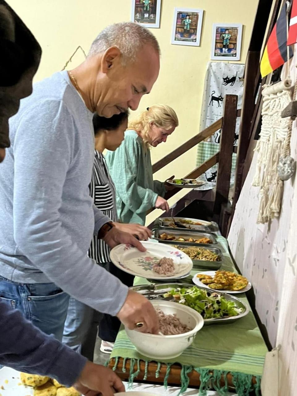 Smiley's Homestay Berastagi Dış mekan fotoğraf