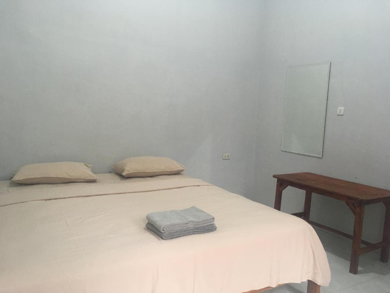 Smiley's Homestay Berastagi Dış mekan fotoğraf