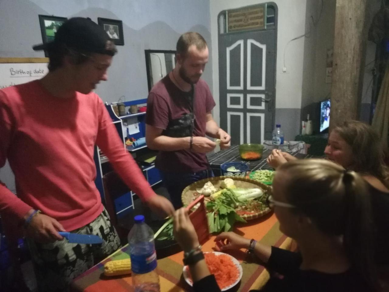Smiley's Homestay Berastagi Dış mekan fotoğraf